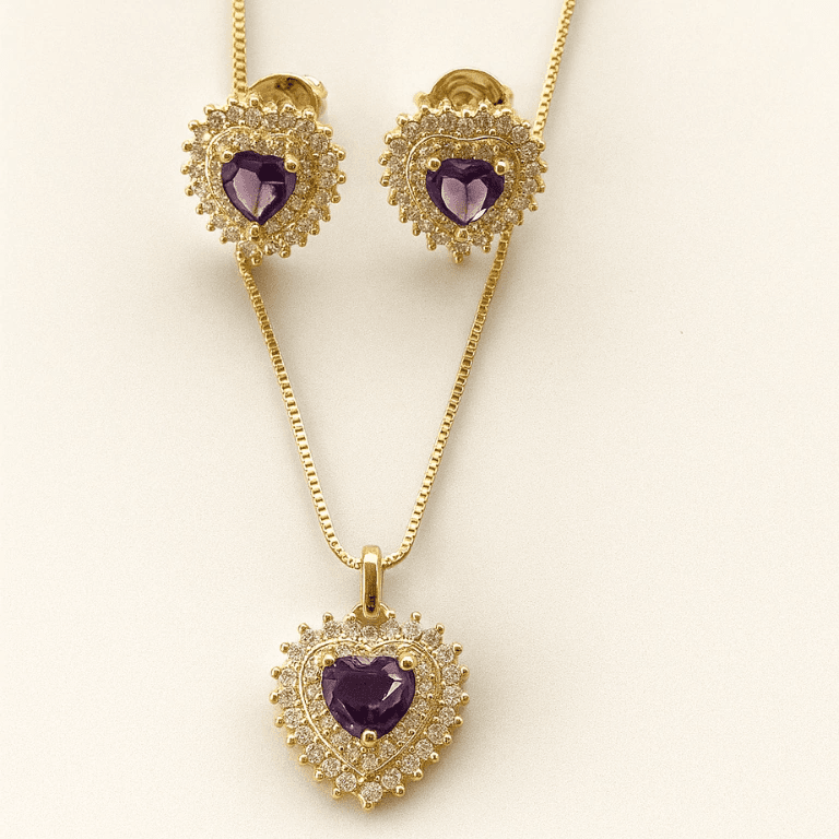 Conjuntos — CONJUNTO CORAÇÃO COM PEDRA LILÁS - BANHO OURO 18K