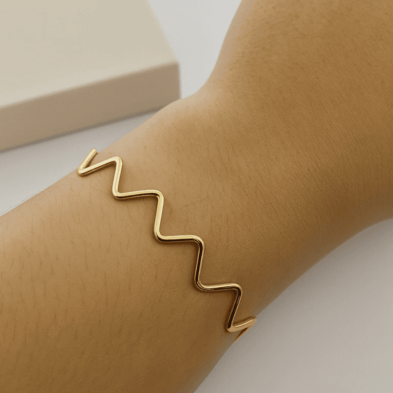 Braceletes — BRACELTE AROS ONDULADOS - BANHO OURO 18K