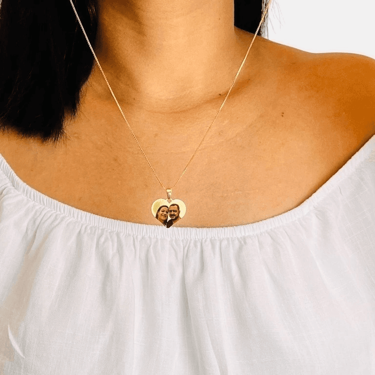 Personalizados — COLAR PERSONALIZÁVEL COM FOTO FORM CORAÇÃO - BANHO OURO 18K