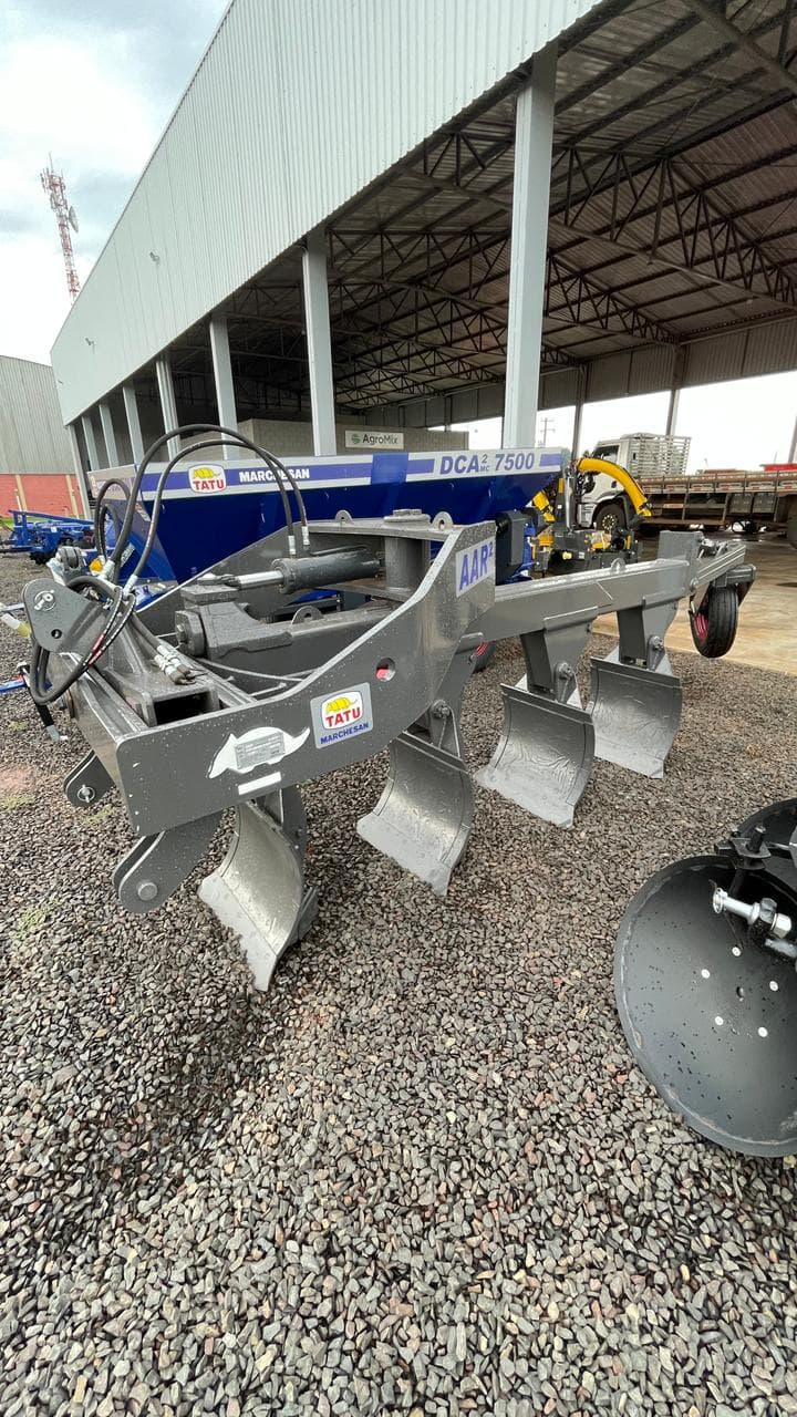 Arado Aiveca Reversível Tatu Marchesan AAR2 - 4 Aivecas