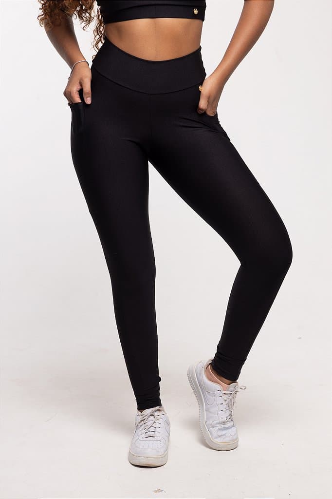 LEGGING COM BOLSO — Preto / PP