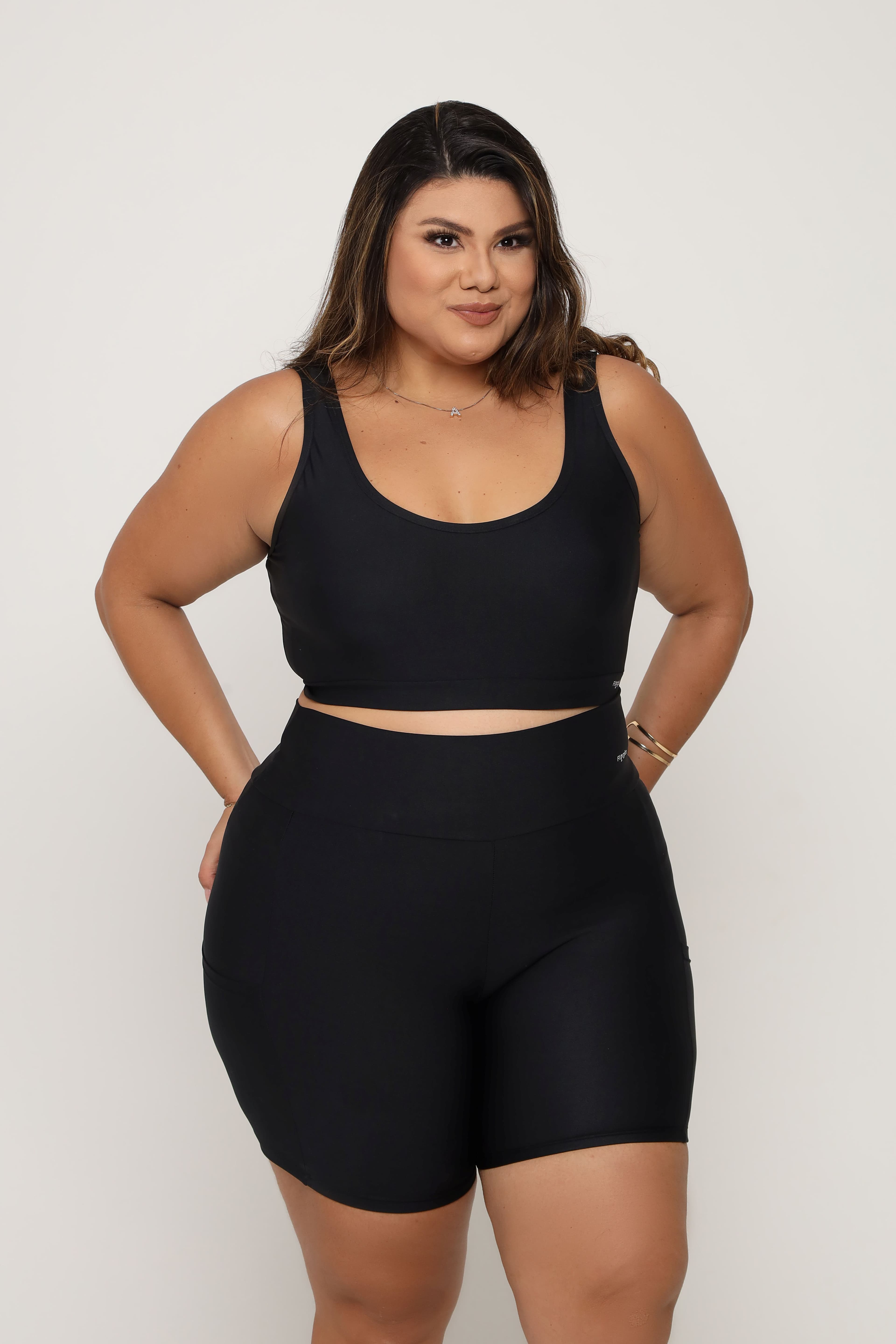 Conjunto Short com bolso Plus size — Preto / G1