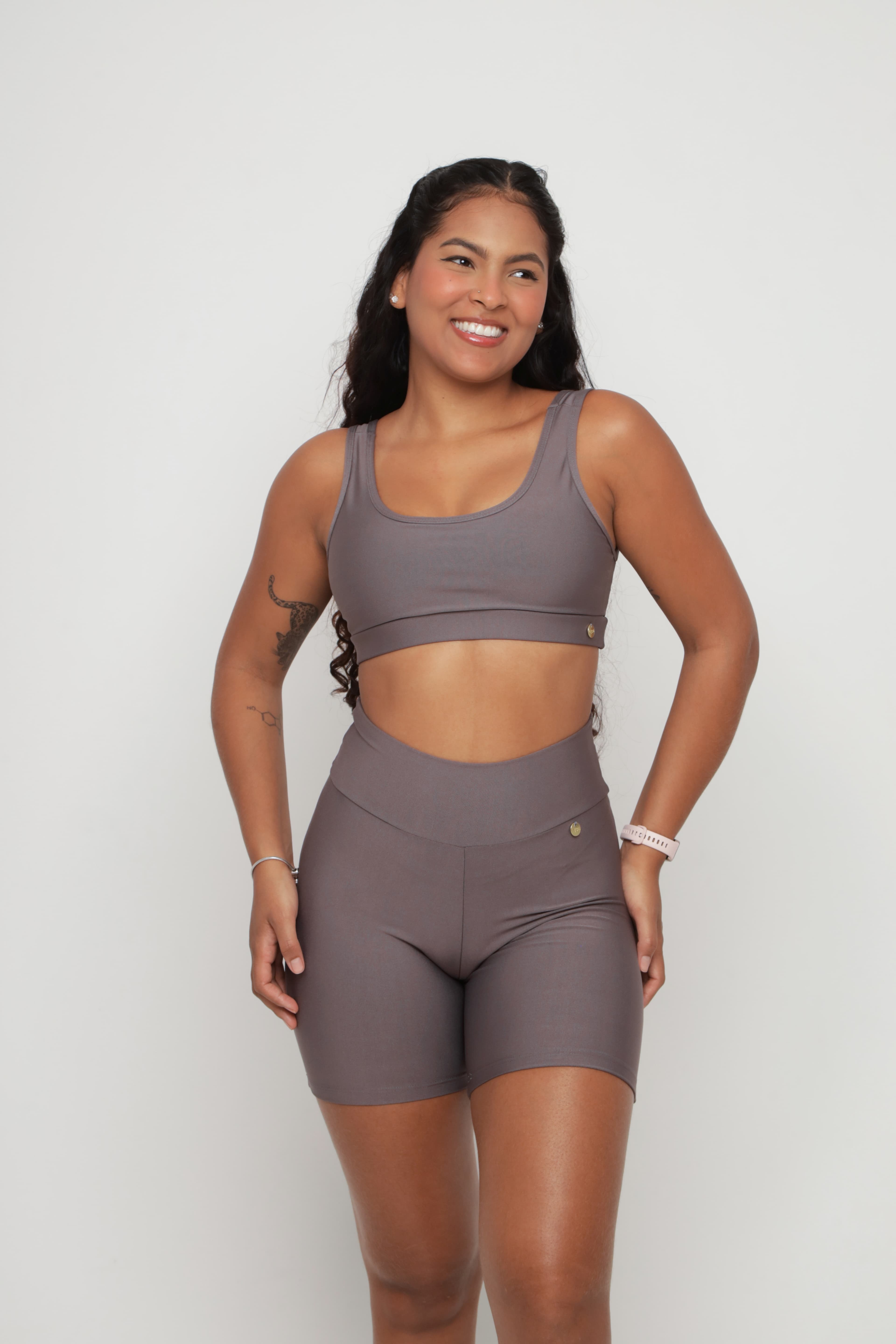 Conjunto Short Bromélia — Silver Chalice / M