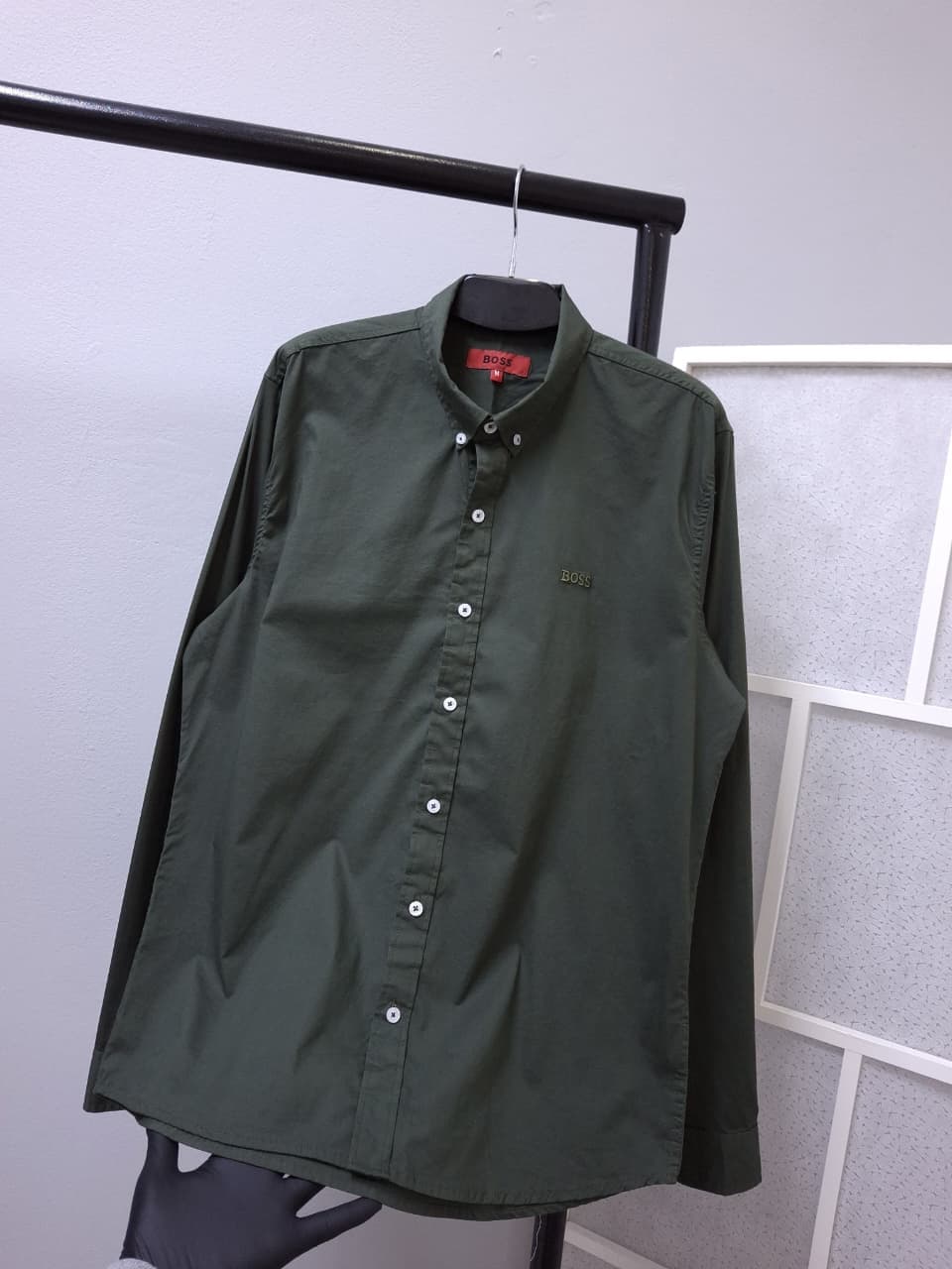 Camisa Manga Larga Hugo Boss clasica para caballero — VERDE MILITAR - M