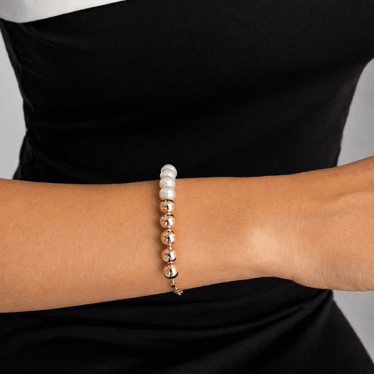 Pulseiras — PULSEIRA ELOS DE CORAÇÕES COM PÉROLAS BANHADA A OURO 18K - BANHADA A OURO 18K - DOURADO