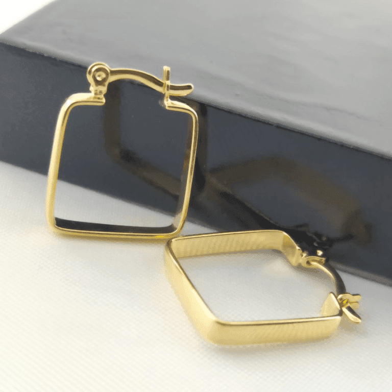 Brinco Argola Quadrada Banho de Ouro 18k
