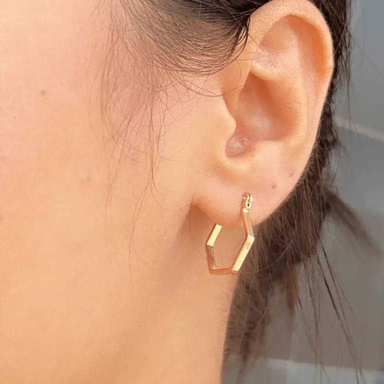 Brinco Argola Hexagonal Banho de Ouro 18k — default
