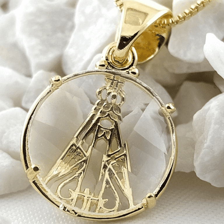 Gargantilha Nossa Senhora em Cristal Acrílico Banho de Ouro 18k