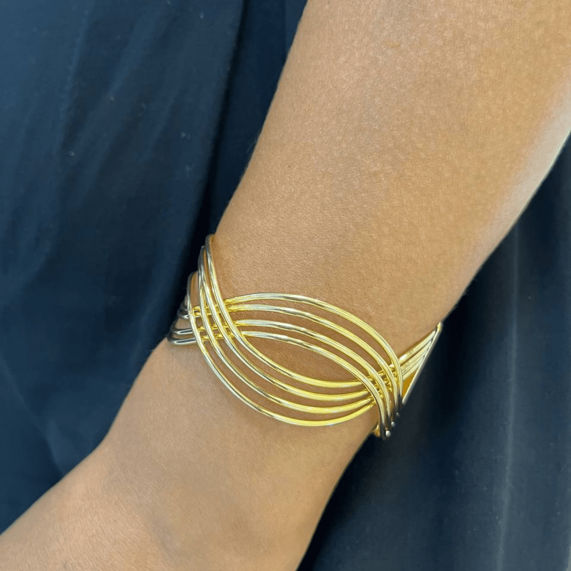 Bracelete Detalhado
