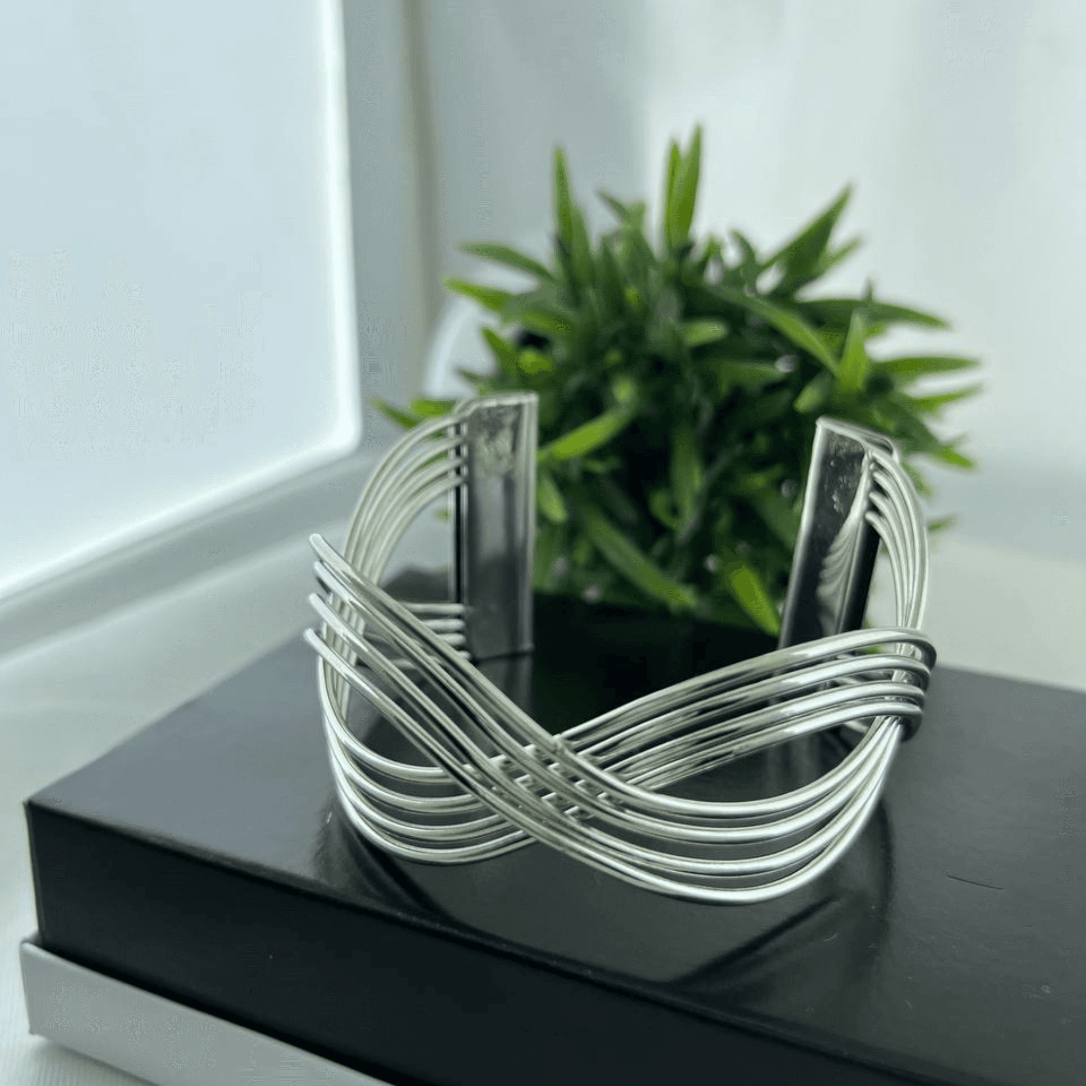 Bracelete Detalhado