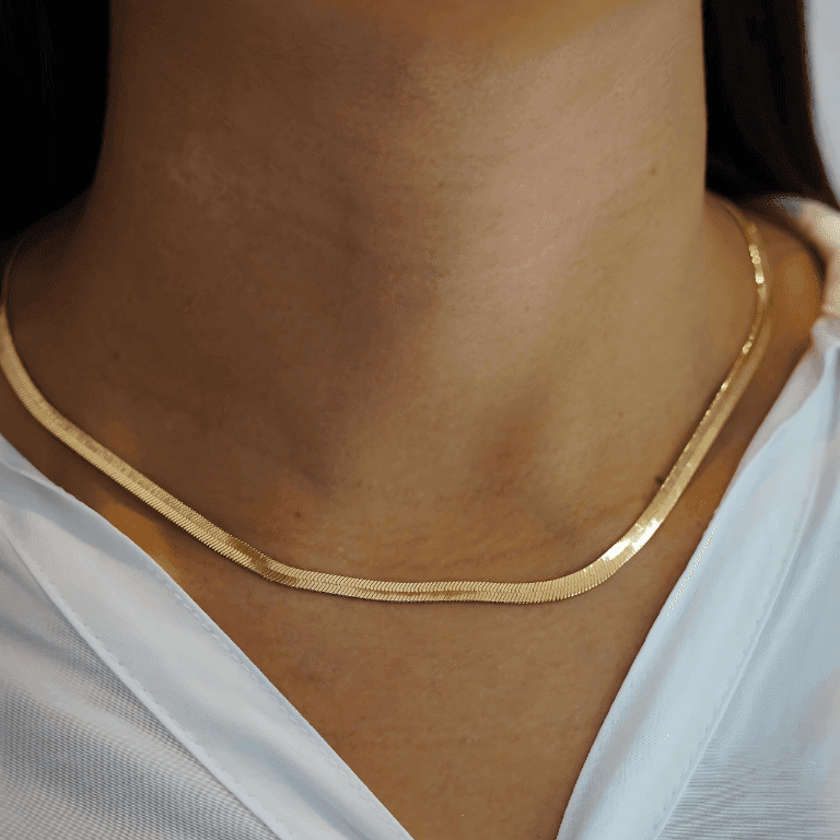 Colar Fita Laminada Lisa Banho Ouro 18k