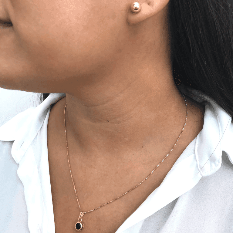 Conjunto Corrente com Pingente Redondo e Brinco Banho Ouro 18k