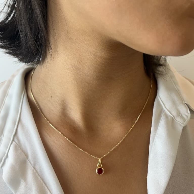 Conjunto de Corrente com Pingente e Brincos Zircônia Vermelha Banho de Ouro 18k