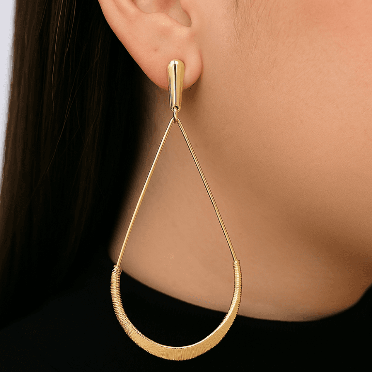 Brinco Argola Oval Banho de Ouro 18k