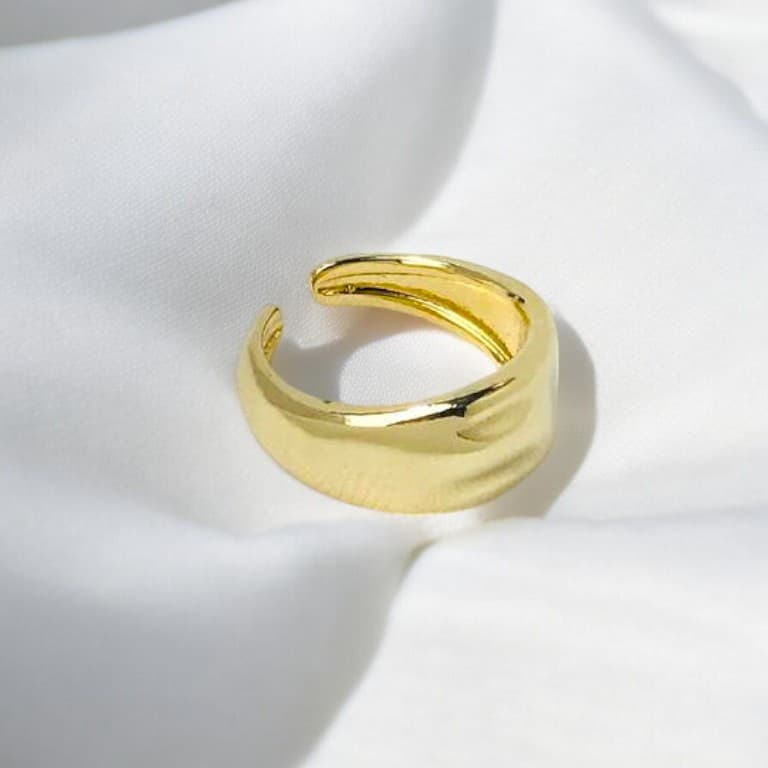 Anel Oval Banho de Ouro 18k