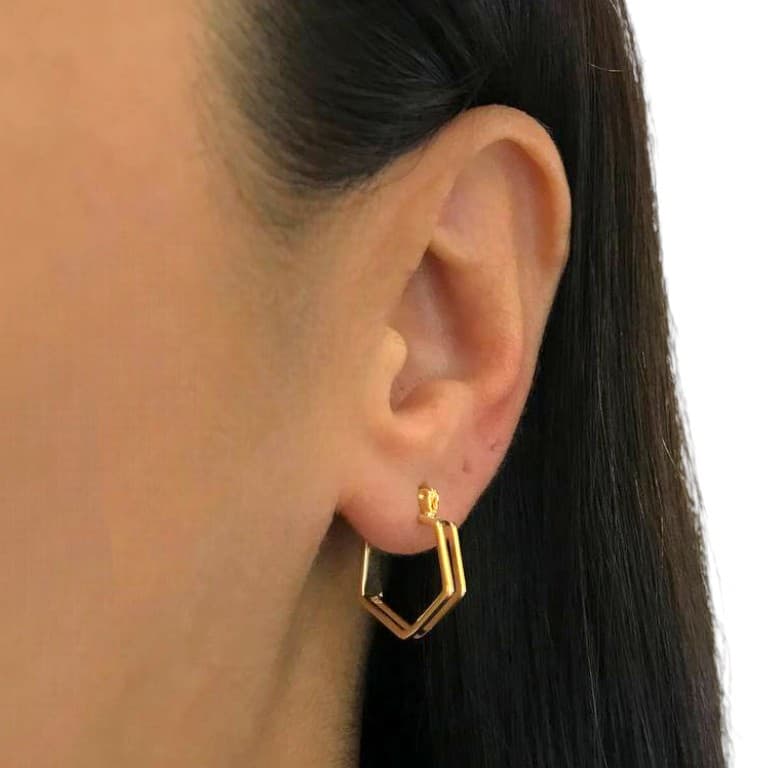 Brinco Argola Pentágono Banho de Ouro 18k