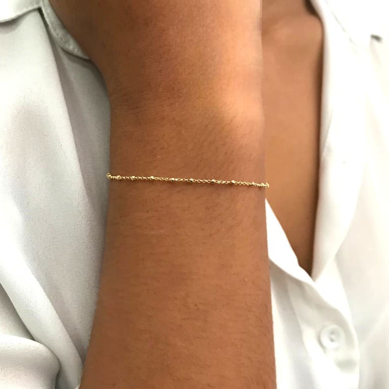 Pulseira Infantil de Bolinhas Banhada a Ouro 18k