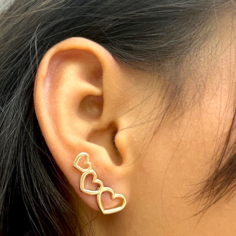 Brinco Earhook Coração Banhado a Ouro 18k — default