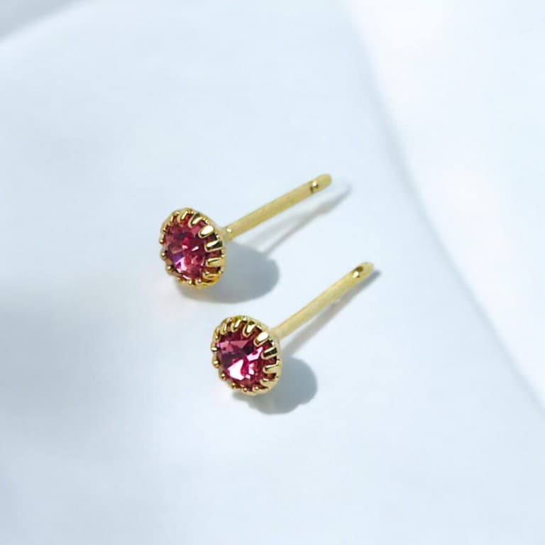 Brinco Pedra Rosa Banhado a Ouro 18k — default