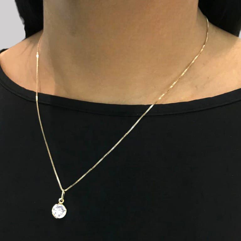 Corrente com Pingente Ponto de Luz Banhada a Ouro 18k