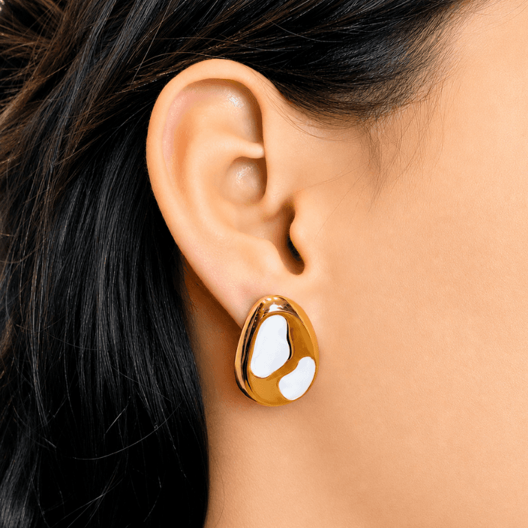 Brinco com Resina Banhado a Ouro 18k