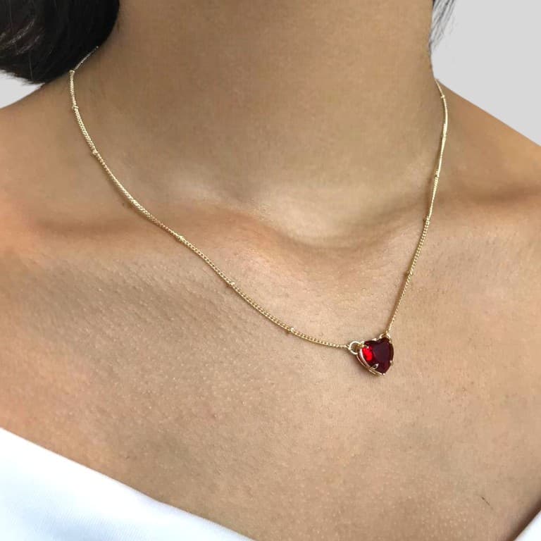Corrente Bolinhas com Pingente Coração Vermelho Banhada a Ouro 18k