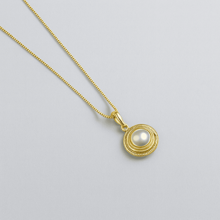 Corrente com Pingente Meia Pérola Banhada a Ouro 18k — default