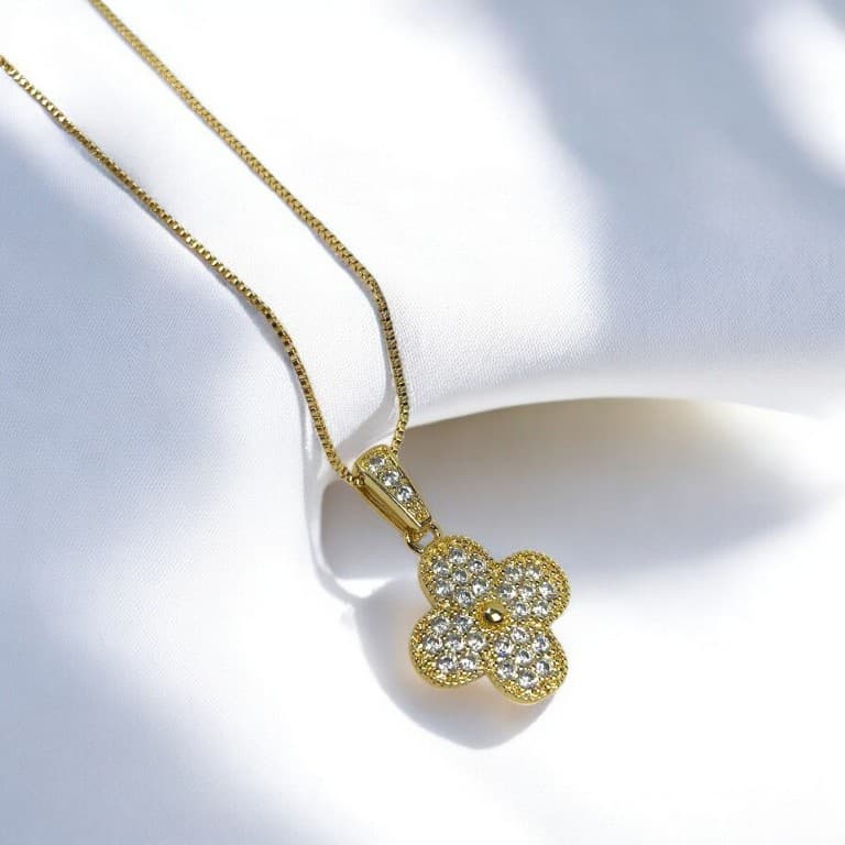 Conjunto Trevo da Sorte Banhado em Ouro 18k