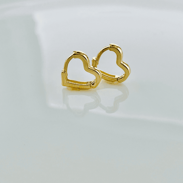 Brinco Argola Coração Banhado a Ouro 18K