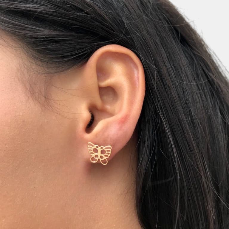Brinco Borboleta Vazado Banhado a Ouro 18K