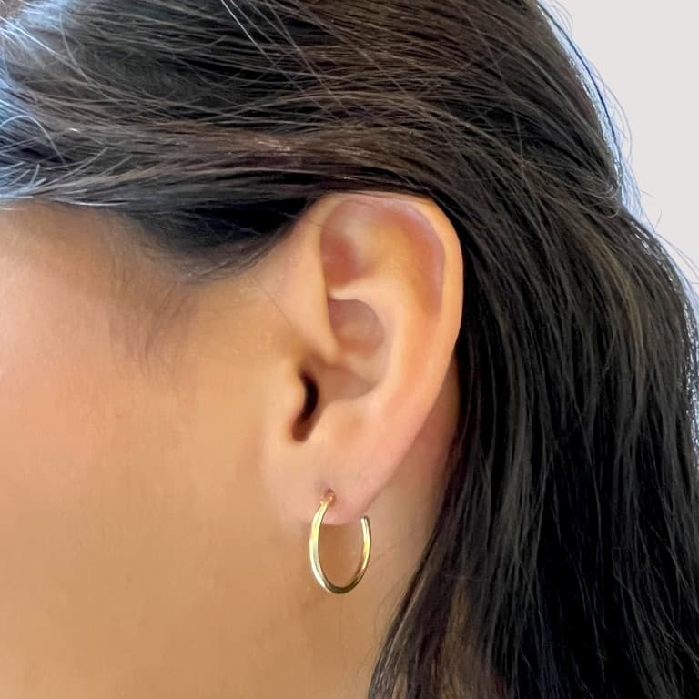 Brinco Argola Lisa Banhado a Ouro 18K