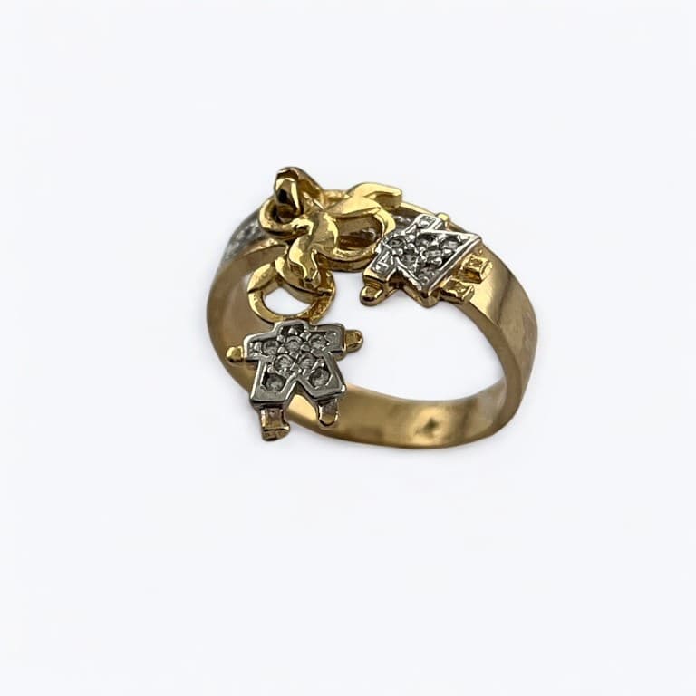 Anel com Pingente de Filhos Menino e Menina Banhado a Ouro 18K