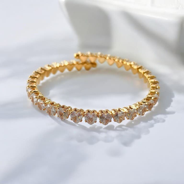 Bracelete Ajustável Todo em Zircônia — Ouro