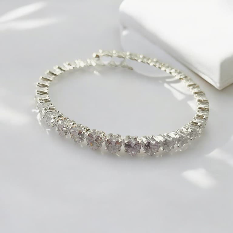 Bracelete Ajustável Todo em Zircônia — Prata
