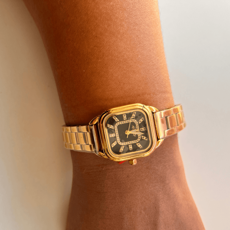 Relógio Euro Feminino Mini Dourado Fundo Preto — default