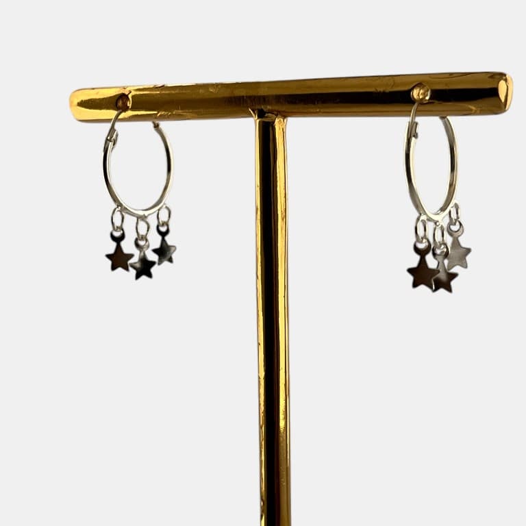 Brinco Argola com Pingentes de Estrelas em Prata 925