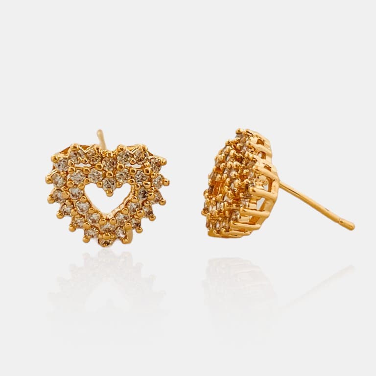 Brinco Coração Cravejado em Zircônias Banhado a Ouro 18K