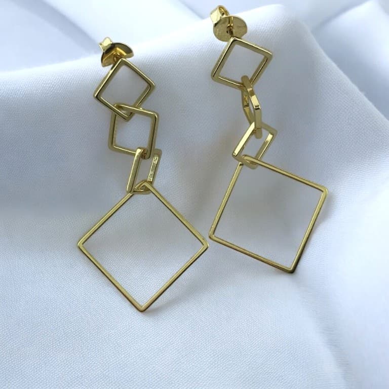 Brinco Losango Banhado a Ouro 18K