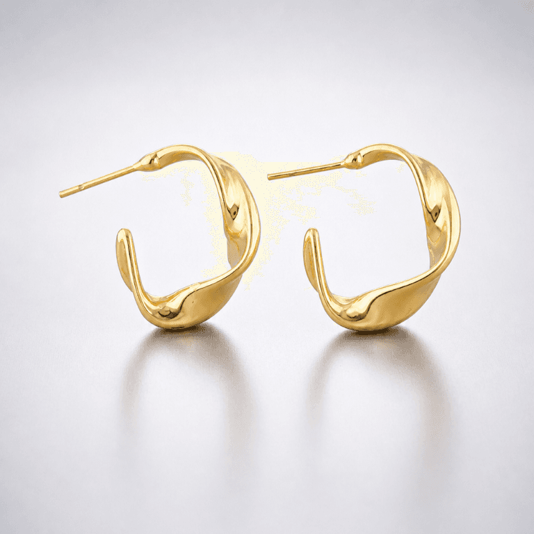 Brinco Meia Argola Torcida Banhada a Ouro 18K — default
