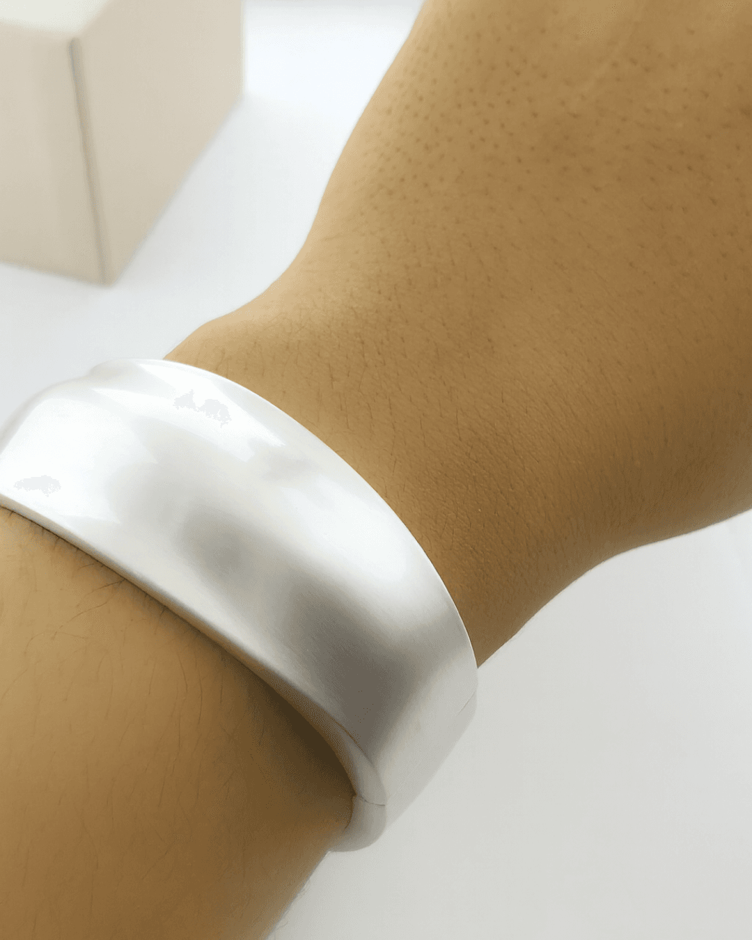 Bracelete Liso Banhado a Ouro 18K