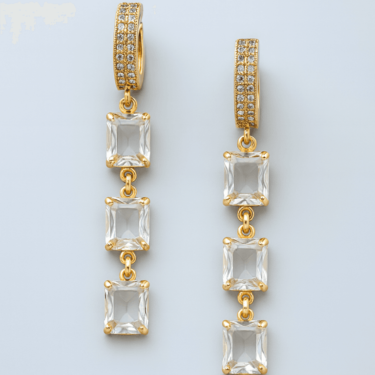 Brinco Argola com Pingente Quadrado Cravejado com Zircônias Banhado a Ouro 18K — default