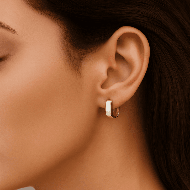 Brinco Argola Lisa Banhado a Ouro 18K — M