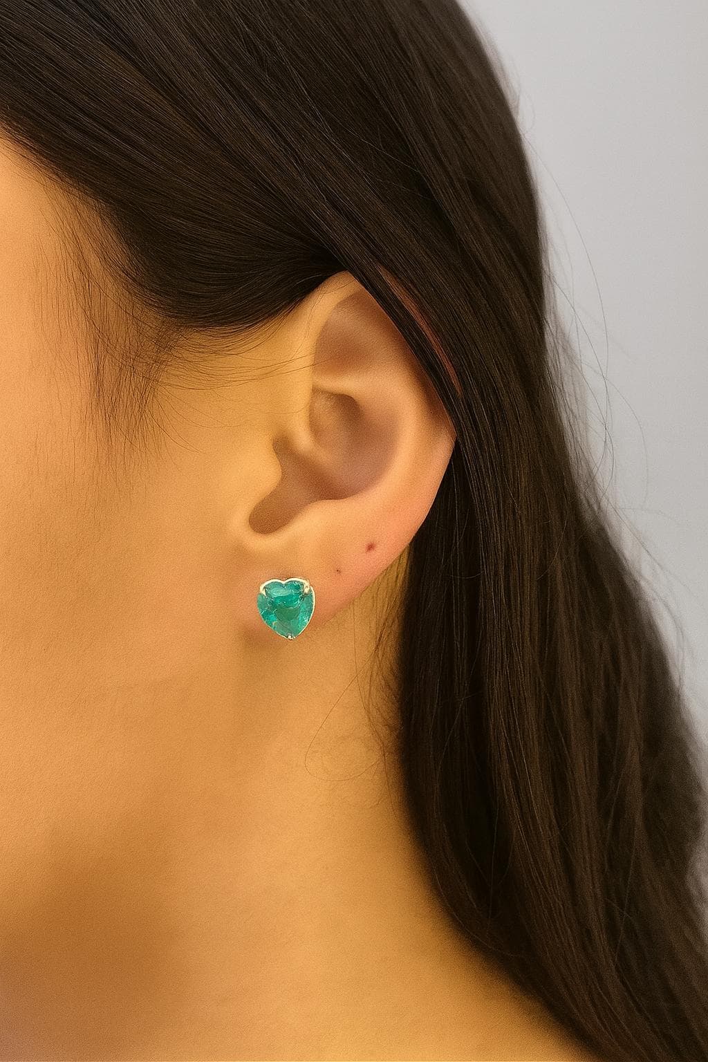 Conjunto Coração Verde em Prata 925 com 4 Garras
