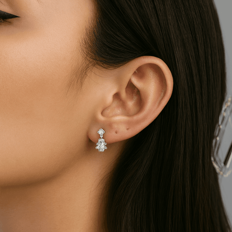 Brinco Gota Cravejado com Zircônias em Prata 925 — default