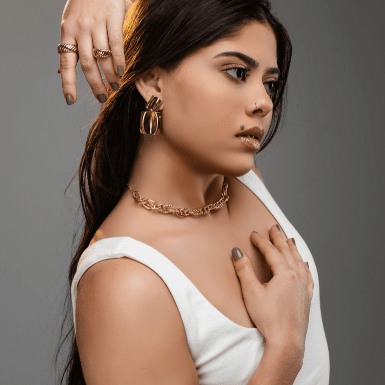Corrente com Elos Diamantados Banhado a Ouro 18K