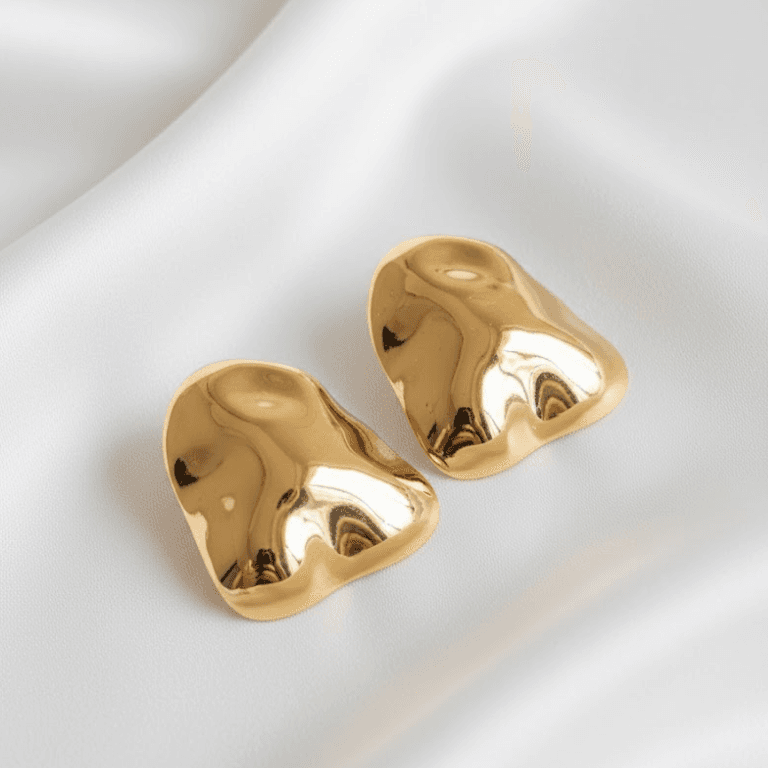 Brinco Orgânico Oval Banhado a Ouro 18k
