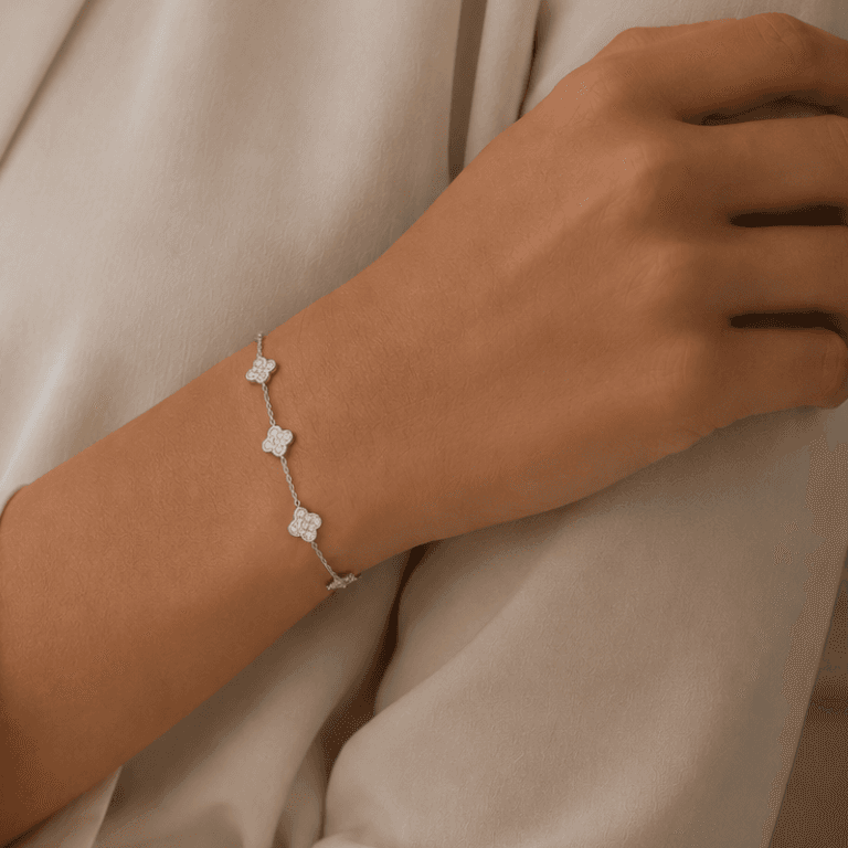 Pulseira Quatro Trevos Cravejados em Prata 925