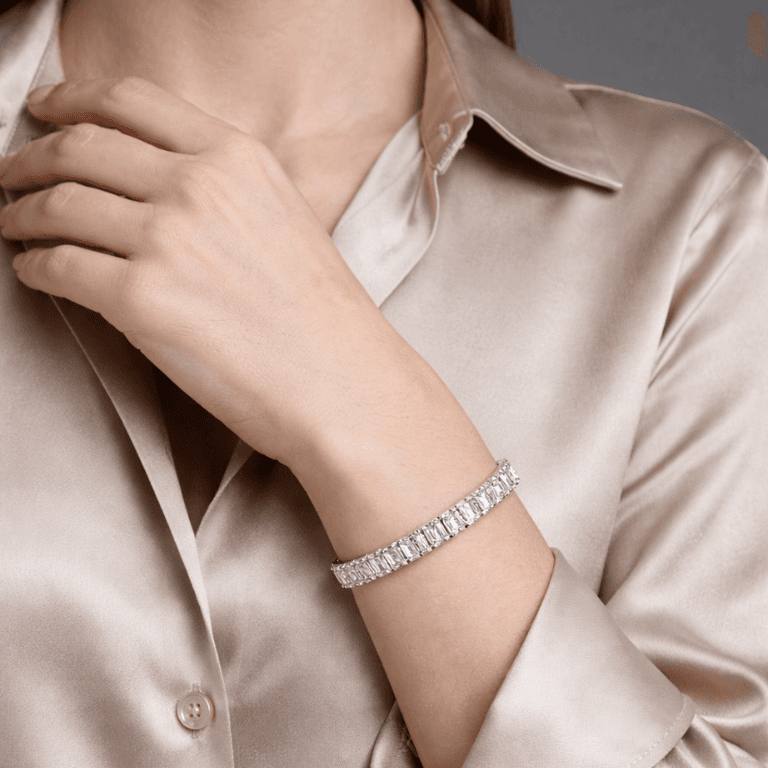 Pulseira Riviera com Zircônias Retangulares Brancas Banhada a Prata — default