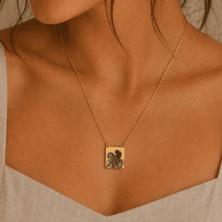Colar Escapulário Personalizável Banhado a Ouro 18K
