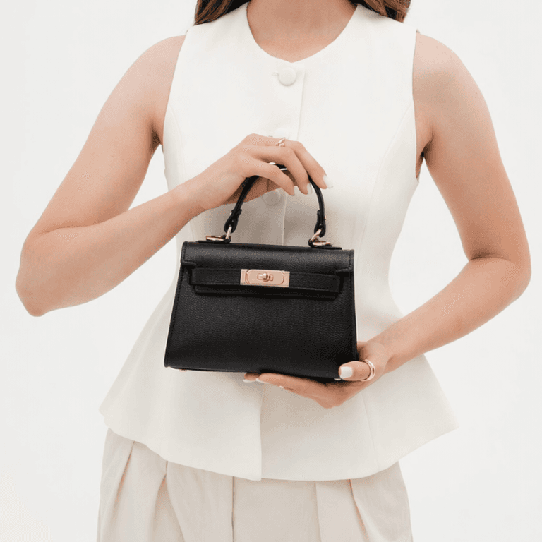 Bolsa Milano Noir Couro Legitimo – O luxo nos detalhes